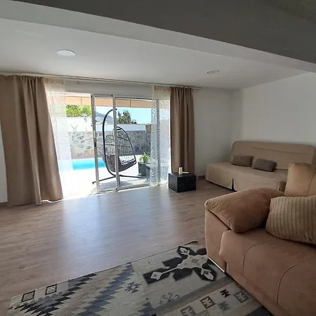 Casa Reina Tauro With Private Pool Villa